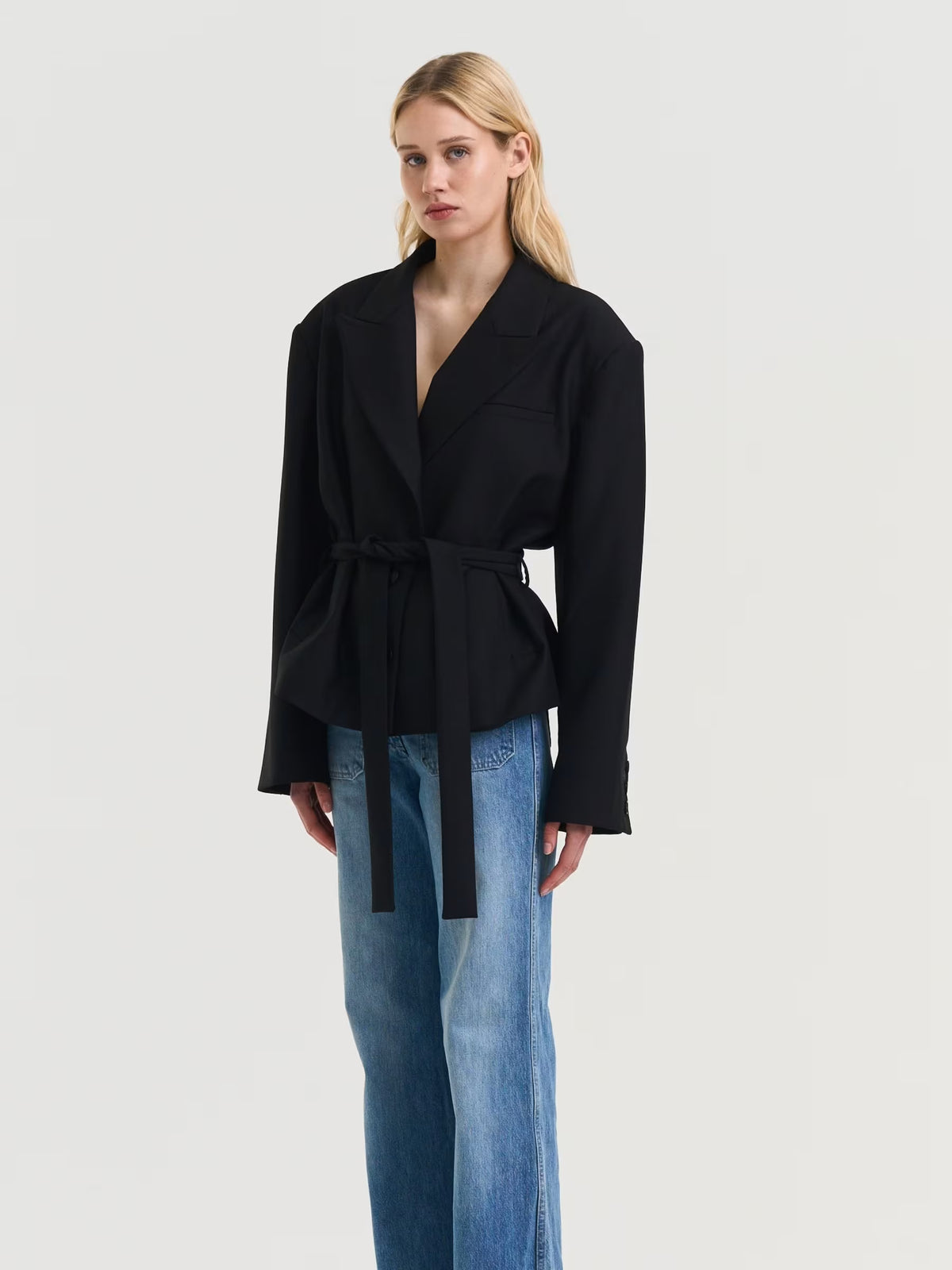 Theo Blazer